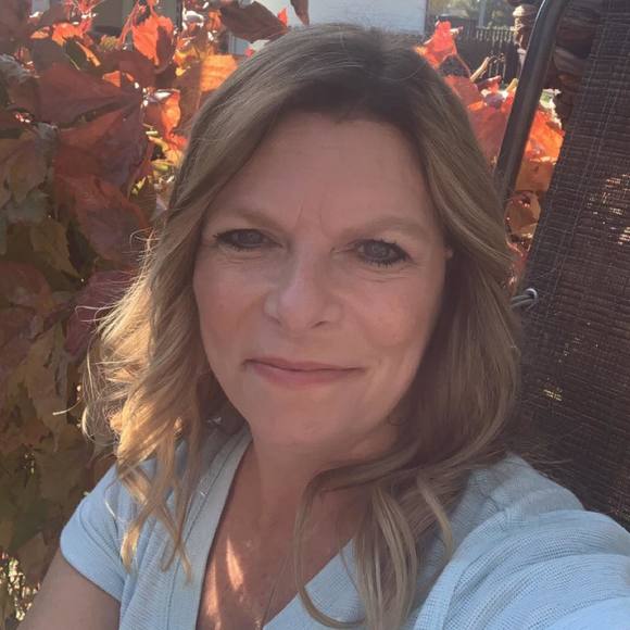 Meet your Posher, Tammy - Picture 1 of 1